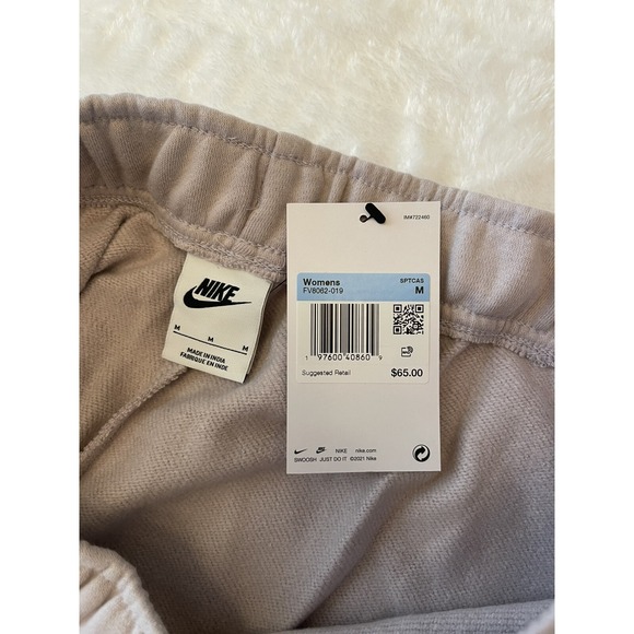 Nike Women Platinum Violet/Gold Club Fleece Medium Mid-Rise Joggers (FV8062-019) - Picture 10 of 16